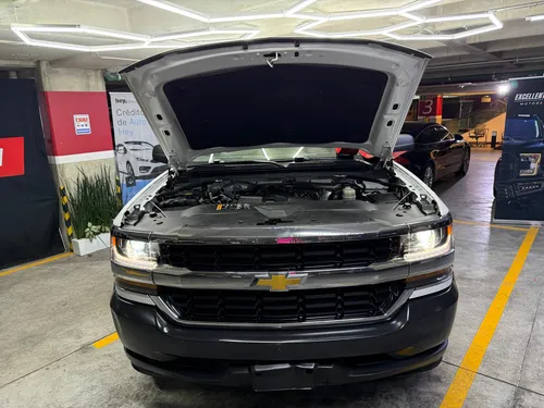 Chevrolet Silverado 4.3 2500 Cab Ext Ls V6 4x2 At