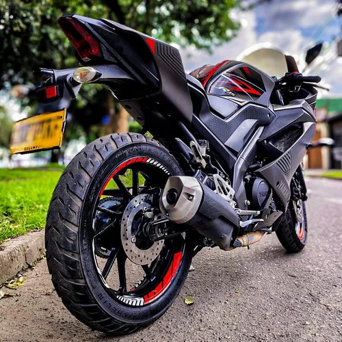Yamaha R15 V3 Gris Rojo 2019