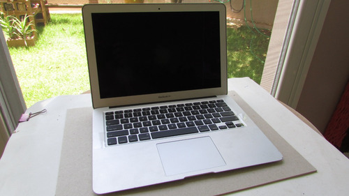 Carcaça Macbook Air A1369 (emc2392) Com Tela Ok - Vide Nota (Usado)