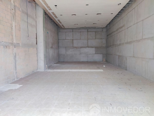 Local Comercial · Planta Baja · Centro De Cancún · Plaza Hollywood · Av Xcaret