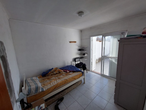 Casa De 4 Habitaciones Con Cochera + Todos Los Servicios