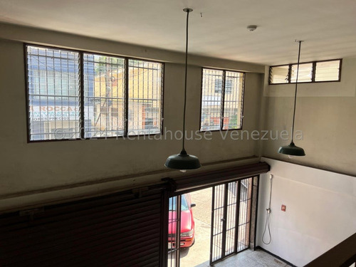Tu Local Comercial En La Victoria, Centro Calle Paez. Ljsa 25-12775