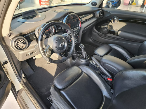 Mini Cooper 1.5 Pepper At