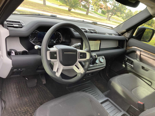 Land Rover New Defender P300
