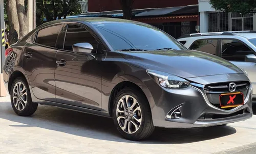 Mazda 2 GRAND TOURING LX