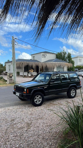 Jeep Cherokee Sport 4x4