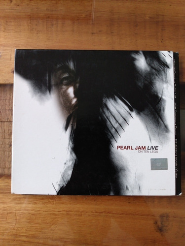 Pearl Jam Live On Ten Legs