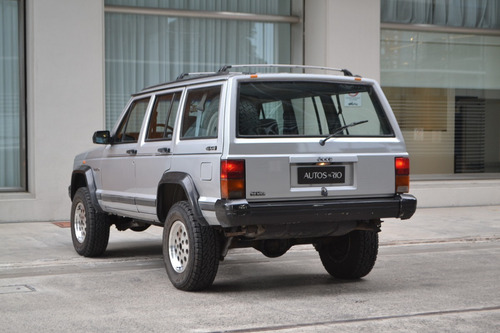 Imagen 6 de 15 de Jeep Cherokee Sport 4.0 1992