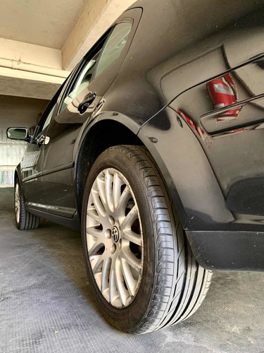 Volkswagen Bora 1.8 Highline T Tiptronic Cuero 2013