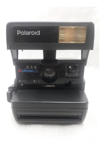 Câmera Fotográfica Antiga Polaroid 636 Closeup