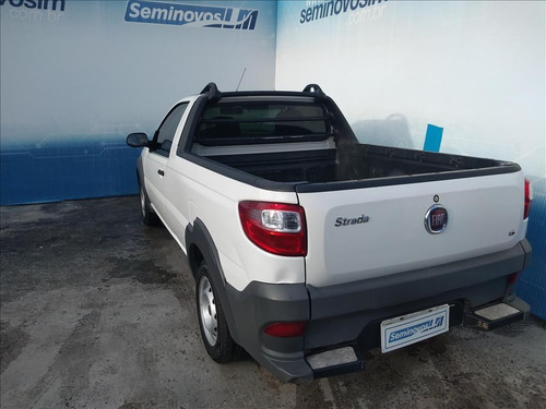 Imagem 12 de 15 de Strada 1.4 Mpi Hard Working Cs 8v Flex 2p Manual