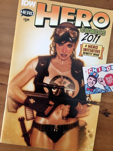 Comic - Hero Comics 2011 Adam Hughes Variant Tomb Raider