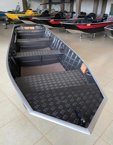 Imagem 16 de 16 de Barco Petybrazil Amazonas 600 Master (somente O Casco)