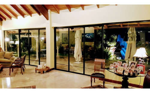 Se Vende Casa 620m2 5h/6b/7p Sartenejas