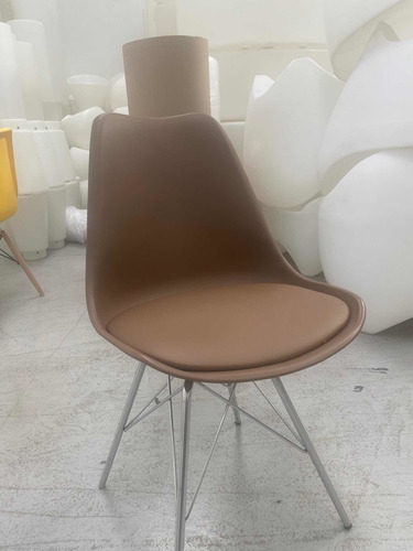Imagem 5 de 5 de 4 Cadeiras Leda Saarinen Tower Base Cromado Sala Jantar