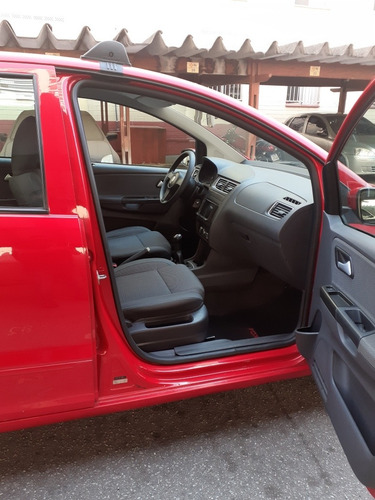 Imagem 13 de 15 de Volkswagen Fox 2012 1.6 Vht Trend Total Flex 5p