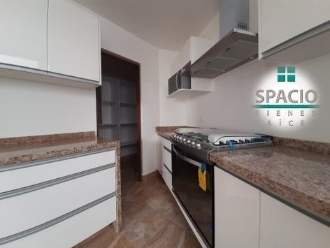 Imagen 9 de 23 de Casa En Venta, Con Roof Privado Col. Lomas Quebradas