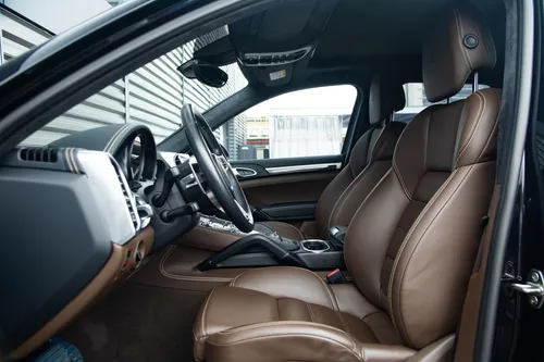 Porsche Cayenne 4.8 Turbo