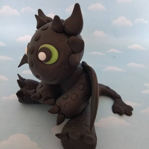 Adorno Torta Infantiles Dragon Chimuelo Porcelana Fria