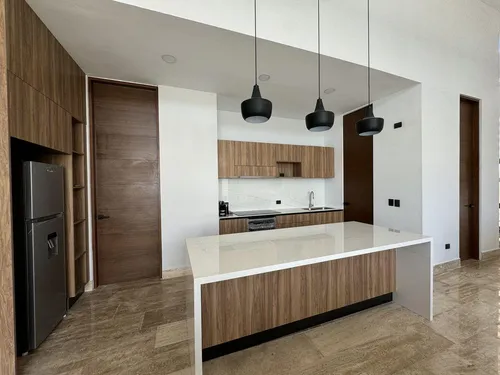 Casa En Venta De 1 Planta En Privada Adana Xcanatun, Mérida, Yucatán