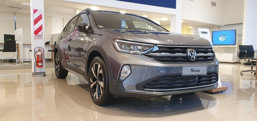 Volkswagen Nivus Confortline 200 Tsi Automático