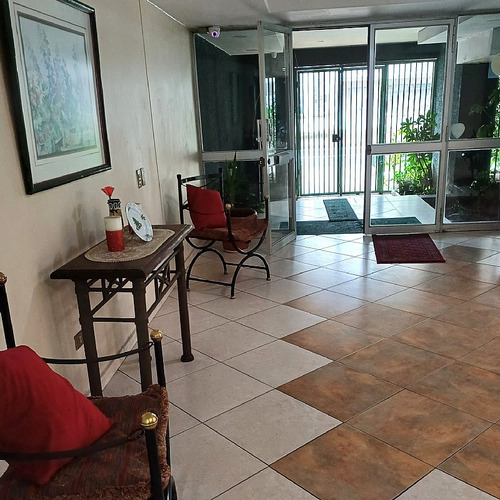 Vende Departamento En Sector Céntrico De Concepción.