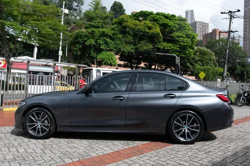 Bmw 330i 2.0t At 2020