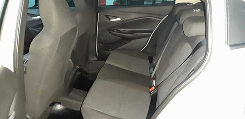 Chevrolet Onix Plus Turbo At