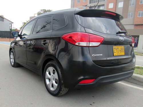 Kia Carens 2.0 Suv Ex