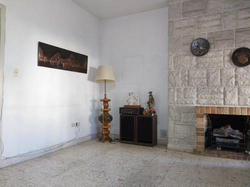 Imagen 5 de 9 de Casa Dos Dormitorios- Muy Linda Ubicación -junin