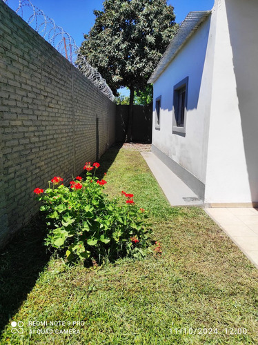 Venta Casa 2 Dormitorios Yerba Buena Con Pileta