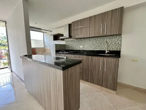 Apartamento En Arriendo En Camino Verde. Cod A776100