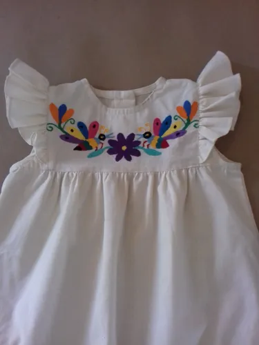 Vestido De Niña 1/2 Y 2/3 Con Bordado A Mano De Tenango en venta en Iztacalco Distrito Federal por sólo $ Mexico Vestido De Niña 1/2 Y 2/3 Con Bordado A Mano De Tenango en venta en Iztacalco Distrito Federal por sólo $ Mexico
