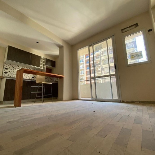 Imagen 3 de 6 de Departamento En Venta En Lanus Oeste