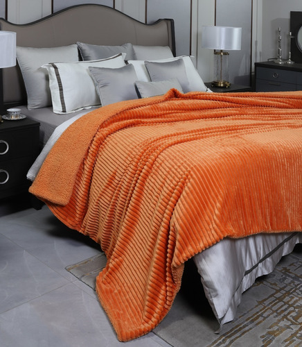 Frazada Flannel Edredón Acolchado - Corderito Al Tono Queen Color Naranja Diseño De La Tela Frazada Flannel Con Corderito Al Tono
