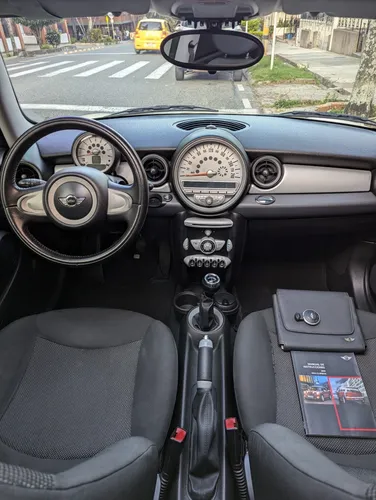 Mini Cooper R56 1.6 Coupe