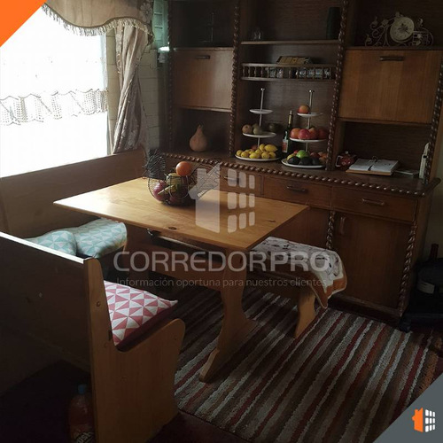 Casa De 2 Pisos Con 3d+1b Cerca A Mall Plaza Tobalaba