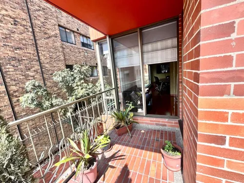 Apartamento En Venta En Chicó Navarra. Cod V11989