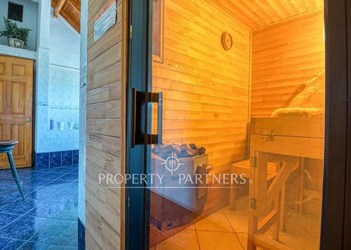 Casa 7 Dormitorios En 1300 M2 De Terreno, Gran Qui...