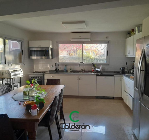 Casa En Venta Ubicado En Banco Provincia, Moreno, G.b.a. Zo