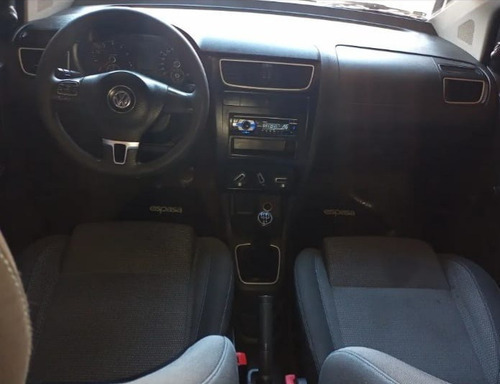 Volkswagen Suran 1.6 Trendline 11b 2012