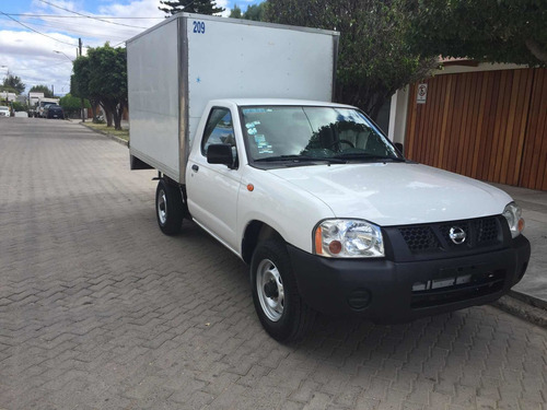 Nissan Np300 2.4 Chasis Dh Mt 2015