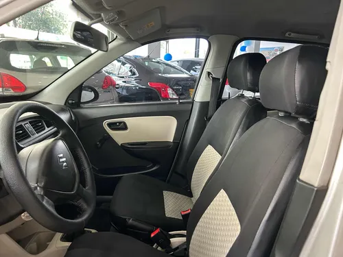 Suzuki Alto 0.8 Std