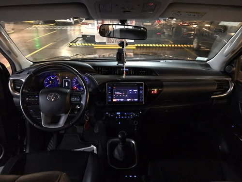 Toyota Hilux 2.8 Tdi C/d 4x2 Srv Pack (177cv)