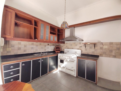 Casa En Venta 4 Dormitorios Jardin Garaje Apto Cred Permuta