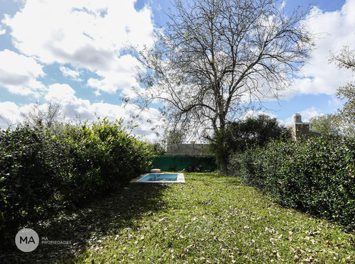 Casa 3 Dormitorios 220 M2-juan D. Perón 379-funes | Venta