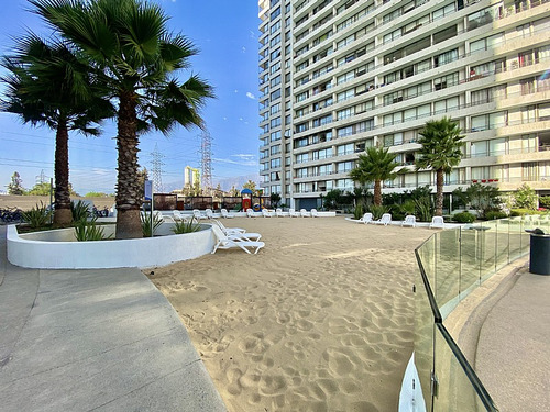 Laguna Navegable, Metro C. Valdovinos 3d/2b/e/b