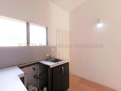 Imagen 13 de 14 de En Venta Comoda Casa En El Amanecer, Cabudare Rah:22-10035