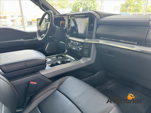 Ford F-150 5.0 V8 GASOLINA CD LARIAT FX4 AUTOMÁTICO