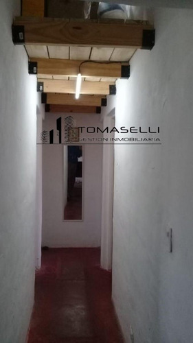 Venta - Chacra Con Casa Y Plantacion- Rama Caida - Mendoza